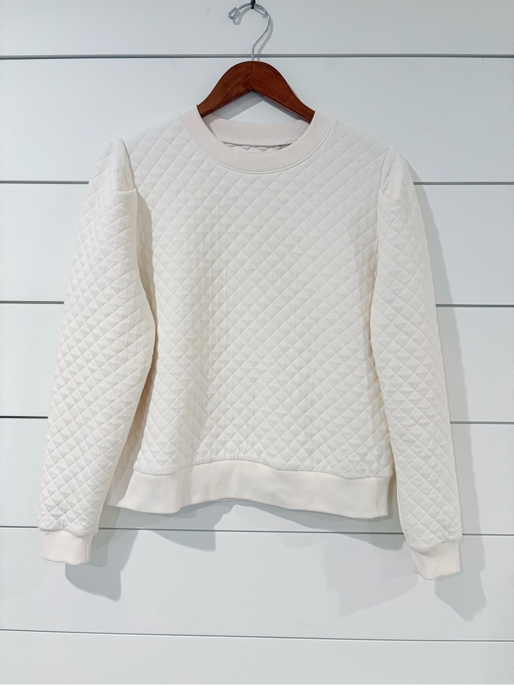 Walter Hagen Ivory Quilted Puff Sleeve Sweatshirt M Preppy Quiet Luxury